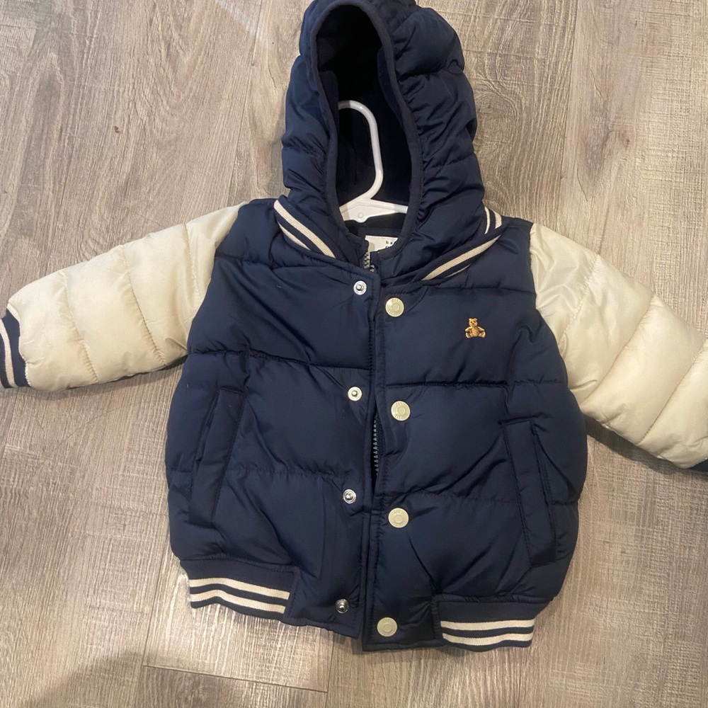 New, GAP, size 12-18 months. Blue navy puffer coat